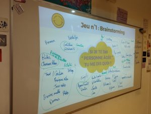 Lire la suite à propos de l’article Lettre à nos ainés dans les collèges Yvelinois